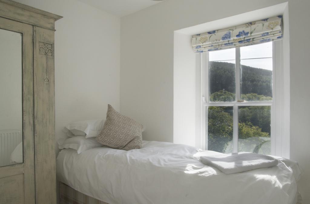 Bronfelin & Troed-Y-Rhiw Holiday Cottage Llanwrtyd Wells Exterior photo